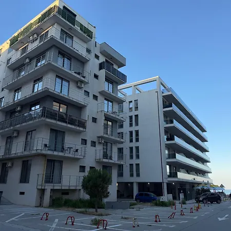 Rasarit La Malul Marii Apartament Mamaia